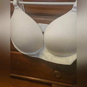 Victoria's Secret Pink Wireless Bra